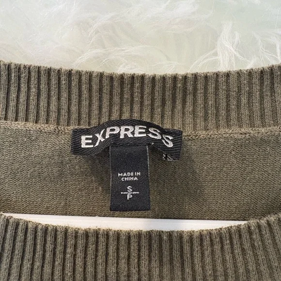 Express Olive Sweater with Gold Details - Picture 3 of 4